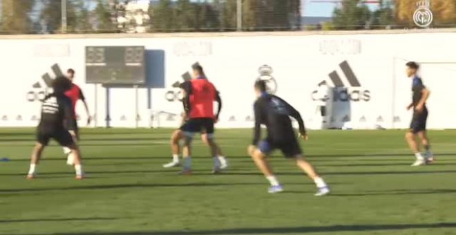 Primer entrenamiento de la semana en la Ciudad Real Madrid