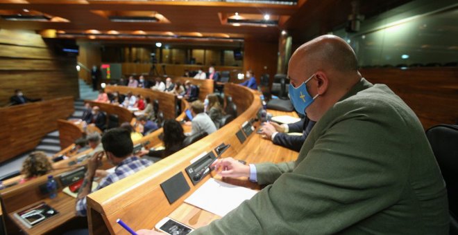 Gariteros en el Parlamento