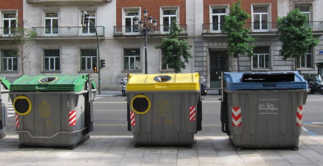 Ascan retira contenedores de basura sin reponerlos el día antes del traspaso a Cespa