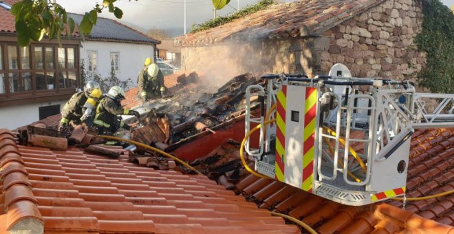 Extinguido un incendio en una vivienda de Espinilla, en Campoo de Suso
