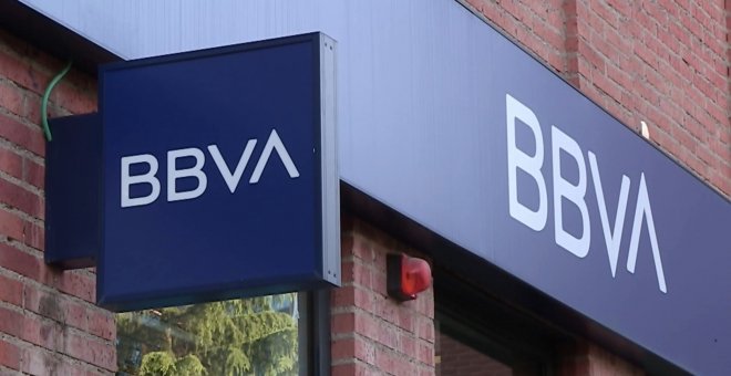 El BBVA lanza una opa por el 50,15 % de su filial en Turquía