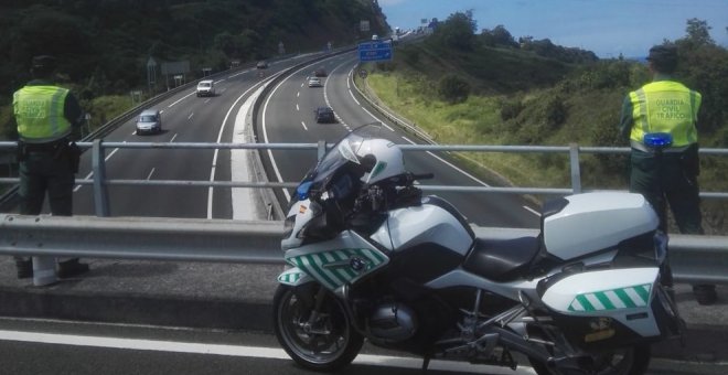 Tráfico realiza en Cantabria una campaña de control del estado de neumáticos
