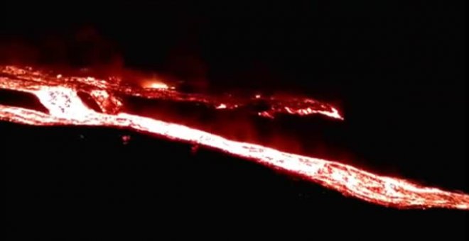 El volcán de La Palma no se agota 65 después de que comenzase la erupción