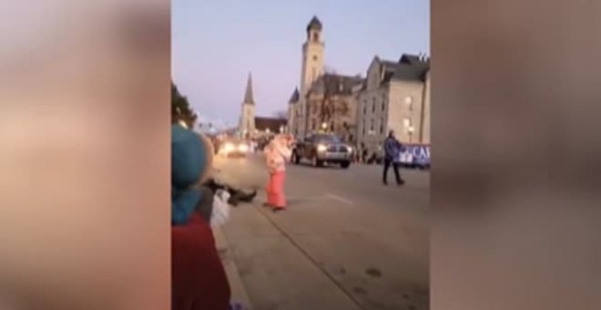 Atropello masivo durante el desfile navideño de Waukesha en Wisconsin