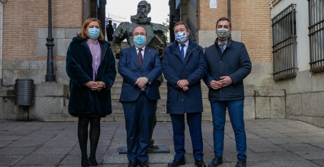 El ministro de Cultura tilda de "catetada" la negativa a instalar una escultura de Don Quijote en Barcelona