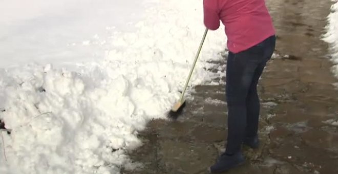 La nieve azota el centro y norte peninsular con Teruel como la provincia más afectada