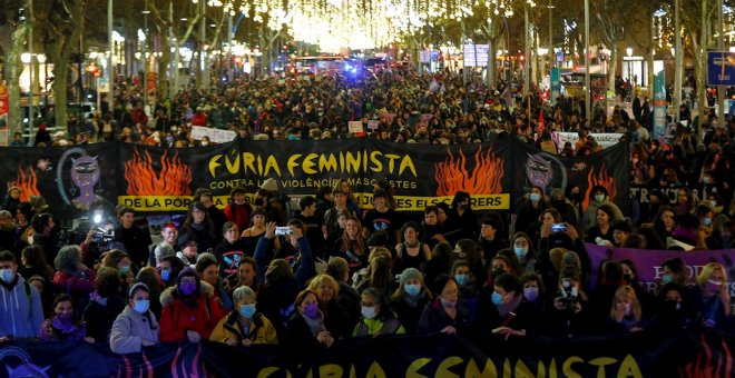 Guia: les principals manifestacions i concentracions convocades pel 25N a Catalunya