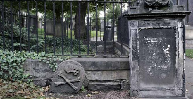 Los viajes por cementerios de Mariana Enriquez