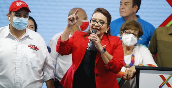Xiomara Castro lidera el recuento para convertirse en la nueva presidenta de Honduras