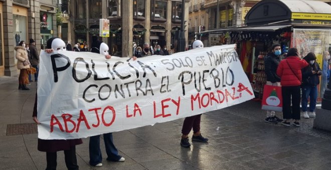 Izquierda Socialista acusa a las derechas de querer hacer de la policía "un cuerpo de represión"