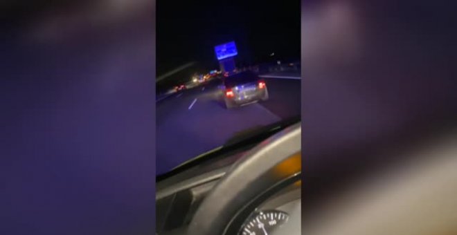 Espectacular persecución de una ambulancia a un camión robado