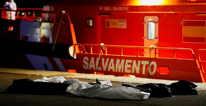 Los muertos en las rutas migratorias hacia España baten su récord histórico: 1.225 víctimas en 2021