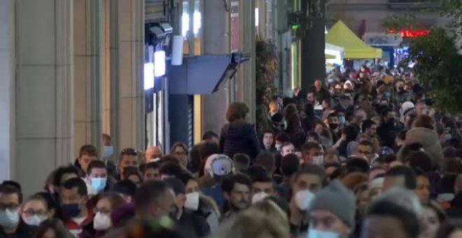 La Navidad colapsa el centro de las ciudades en plena pandemia