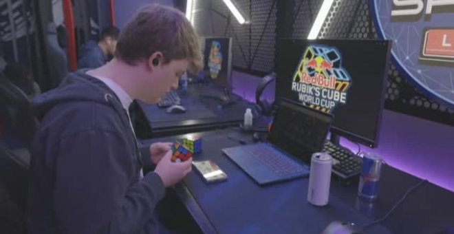 Celebración de la Competicion Internacional de Cubo de Rubik