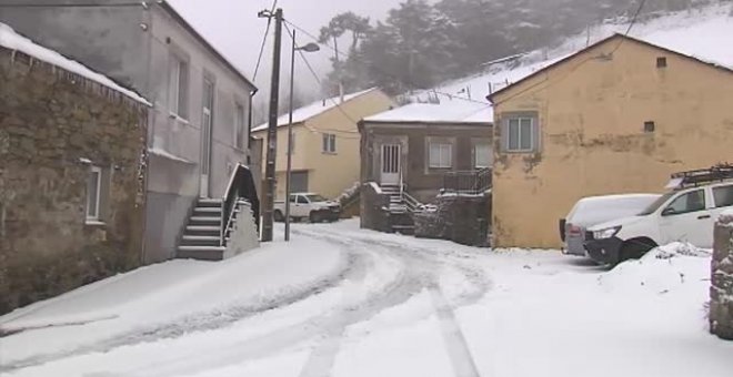 La borrasca Barra golpea Galicia y deja una nevada importante en Pedrafita (Lugo)