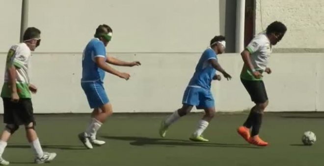 México acoge un torneo de fútbol para equipos compuestos por jugadores ciegos y con discapacidad visual