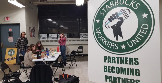 Empleados de Starbucks hacen historia con el primer sindicato de la cadena