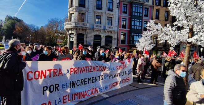 Protesta en Oviedo contra el deterioro de la atención primaria