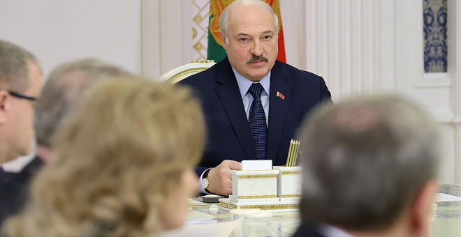 Bielorrusia vuelve a amenazar con cortar el gas a Europa