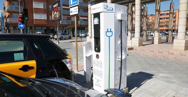 El AMB instalará su primer punto de carga ultrarrápida para coches eléctricos en Cornellá