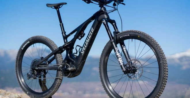 La bicicleta eléctrica de montaña más vendida de Specialized ahora tiene una versión "económica"