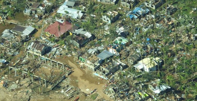 Las imágenes de los graves estragos del tifón Rai en Filipinas