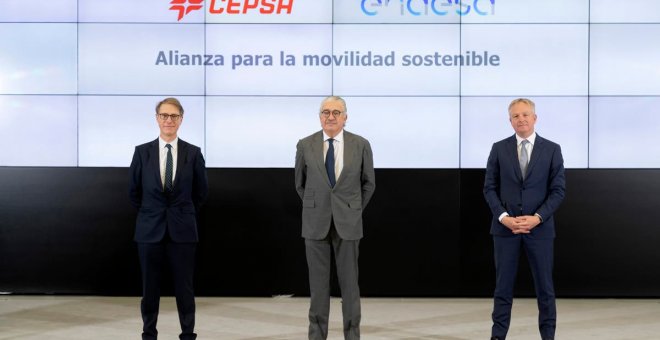 Primera gran alianza para crear la mayor red de carga ultrarrápida para coches eléctricos en España