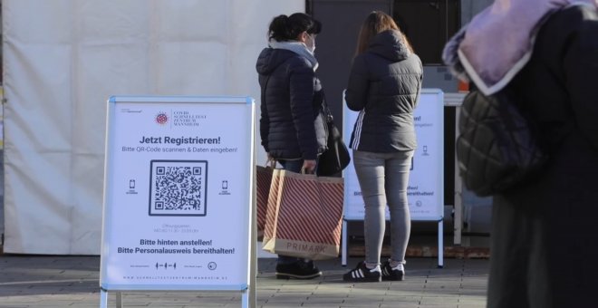 Alemania limita reuniones, también entre vacunados, ante el dominante ómicron