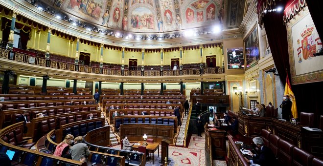 ¿Cuántos escaños se necesitan en las elecciones generales para conseguir la mayoría absoluta?