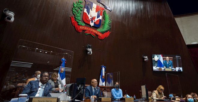 Tensión en el Parlamento de República Dominicana durante la votación sobre la despenalización del aborto