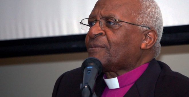 Buen viaje hacia la Cruz del Sur, Desmond Tutu