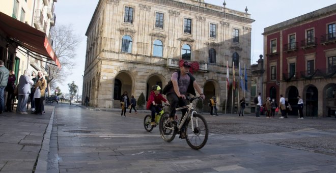 A las izquierdas gijonesas les salen las cuentas