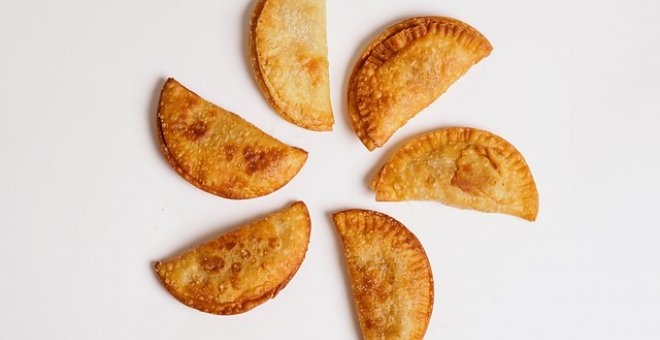 Pato confinado - Receta de empanadillas caseras de atún, huevo y tomate