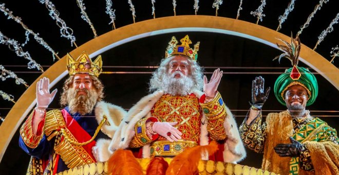 Vuelven las cabalgatas de Reyes Magos con mascarilla y recorridos más amplios