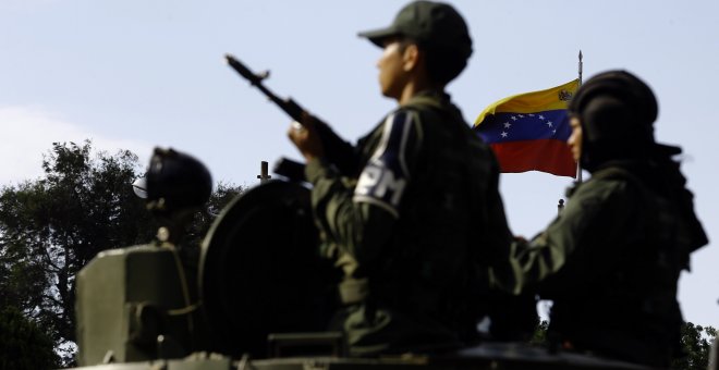 Venezuela eleva el nivel de alerta del Ejército en los municipios fronterizos con Colombia