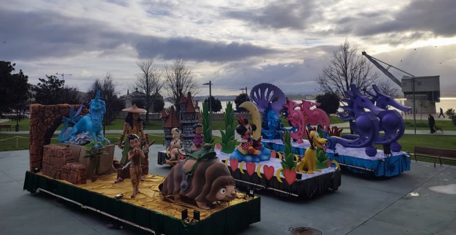 Las carrozas de la comitiva de los Reyes Magos ya están en Santander