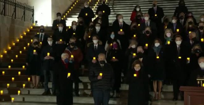 Los demócratas homenajean a los defensores del Capitolio