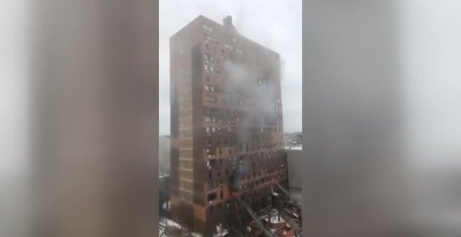 Al menos 19 muertos en un incendio en un edificio de apartamentos en el Bronx de Nueva York