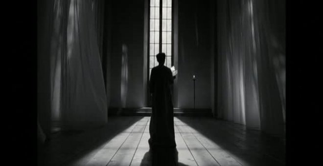 Denzel Washington interpreta Macbeth en la versión en blanco y negro de Joel Coen