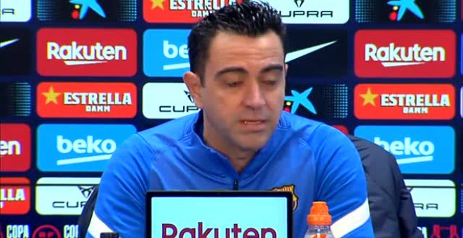 Xavi, sobre Dembélé: "O renueva o el club le buscará una salida"