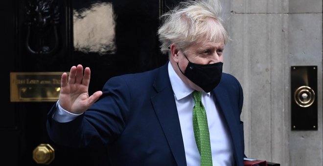 Boris Johnson descarta dimitir por las fiestas durante la pandemia