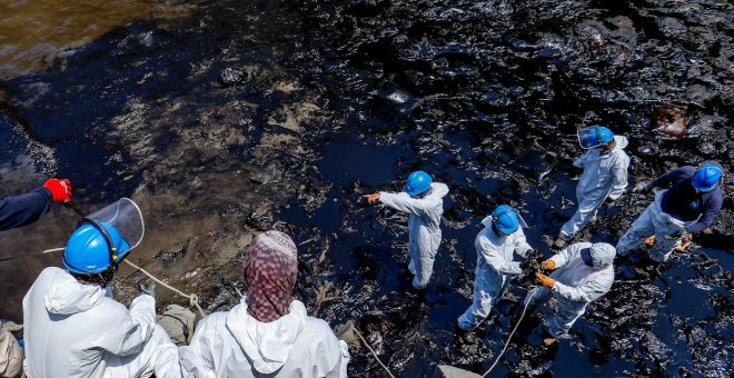 Repsol, en el punto de mira por uno de los mayores desastres ambientales en Perú