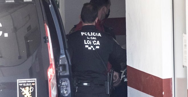 La Policía ya ha identificado a seis de los asaltantes que interrumpieron el Pleno municipal de Lorca