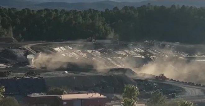 El vertedero de Nerva, en Huelva, al borde del colapso tras la llegada de más de 12.000 toneladas de sustancias tóxicas y residuos