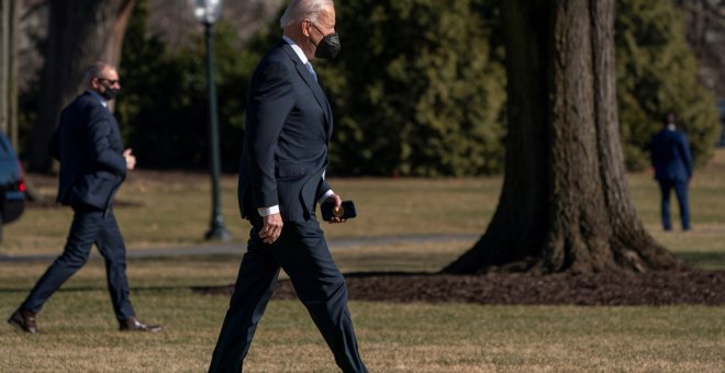 Biden y Putin hablarán por teléfono sobre Ucrania este sábado