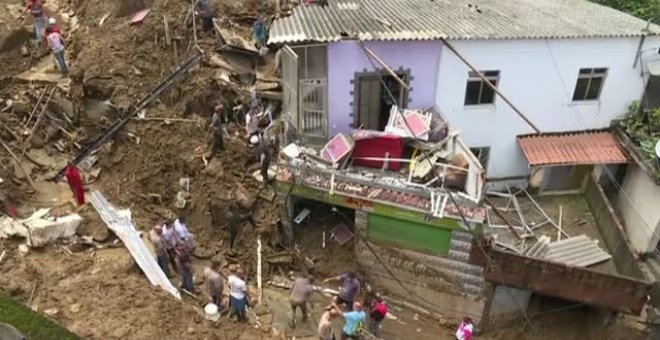 Casi un centenar de muertos y decenas de desaparecidos por las inundaciones en Brasil
