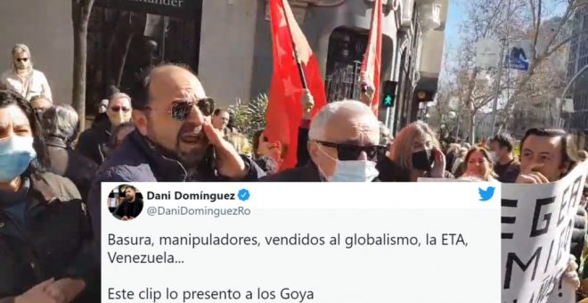 Los lamentables insultos a los periodistas en la manifestación pro Ayuso: "Cobardes, comunistas, sois basura"
