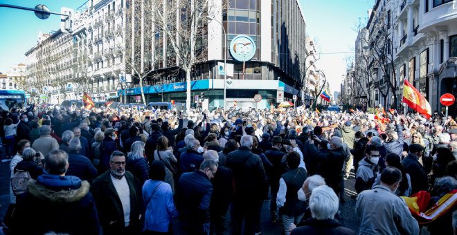 Otras miradas - La disolución del PP como partido político