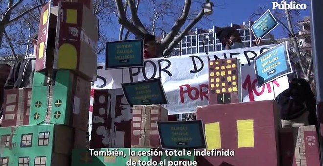 VÍDEO | Protesta en cinco ciudades para que las viviendas de la Sareb sean públicas indefinidamente