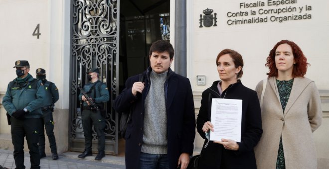 Más Madrid amplía la denuncia contra Ayuso aportando más contratos con su hermano y sobrecostes en el Zendal